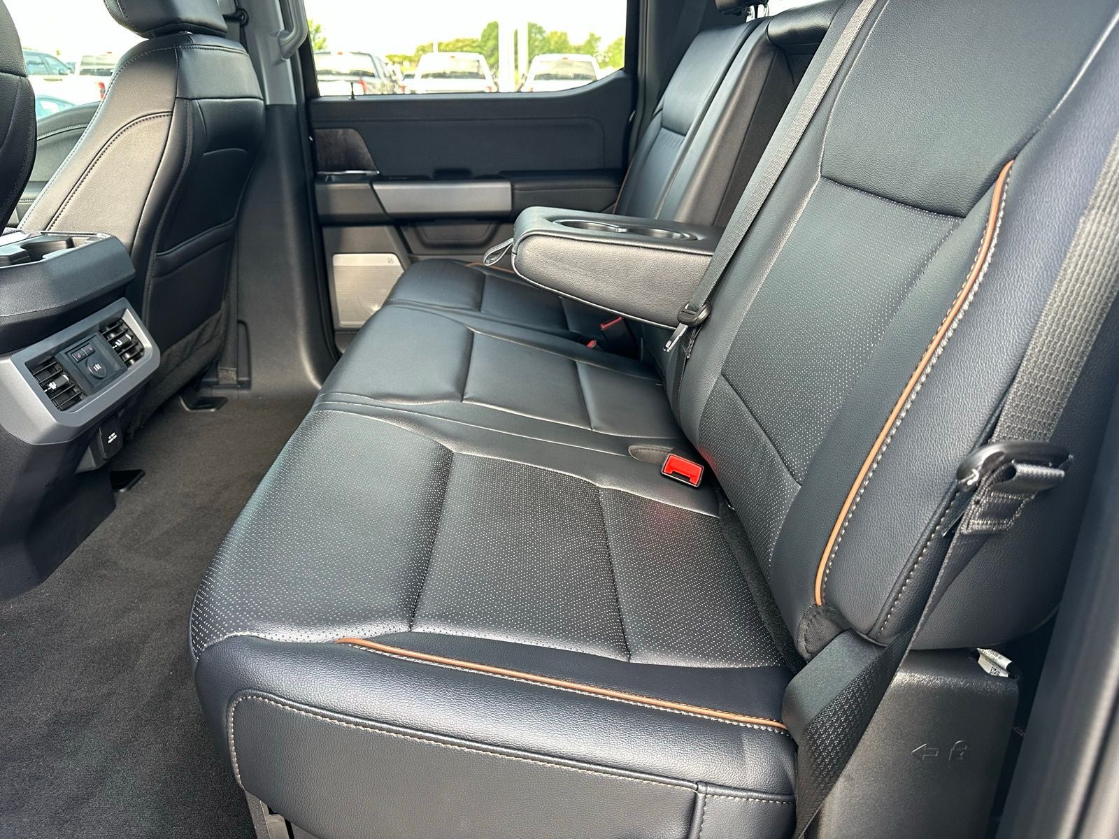 2025 Ford F-350SD Lariat