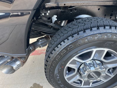 2025 Ford F-350SD Lariat