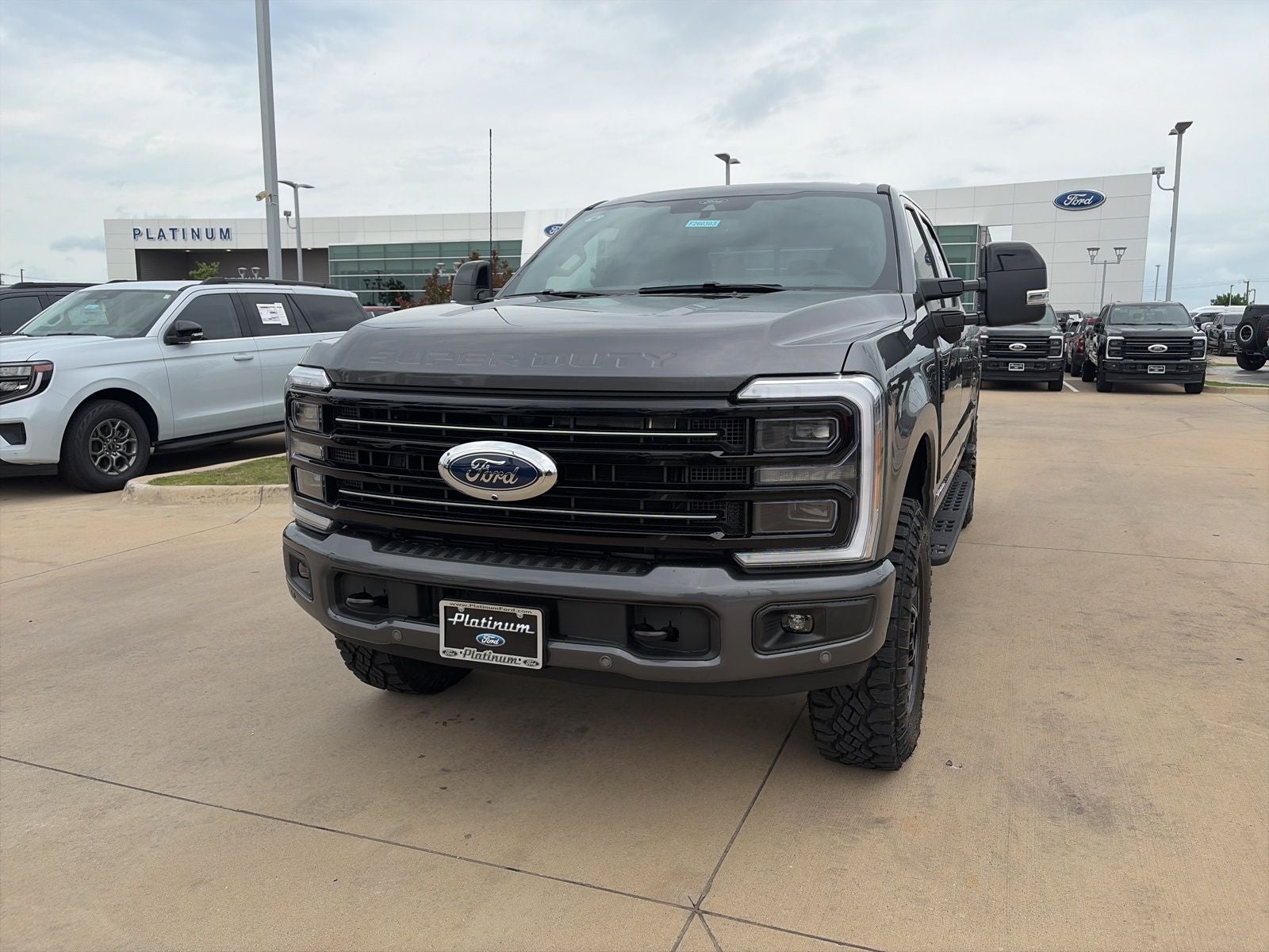 2026 Ford F-350SD Platinum