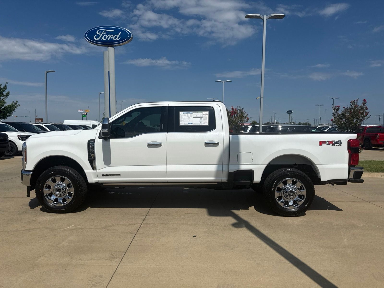 2026 Ford F-350SD Lariat