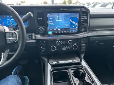 2025 Ford F-350SD Platinum