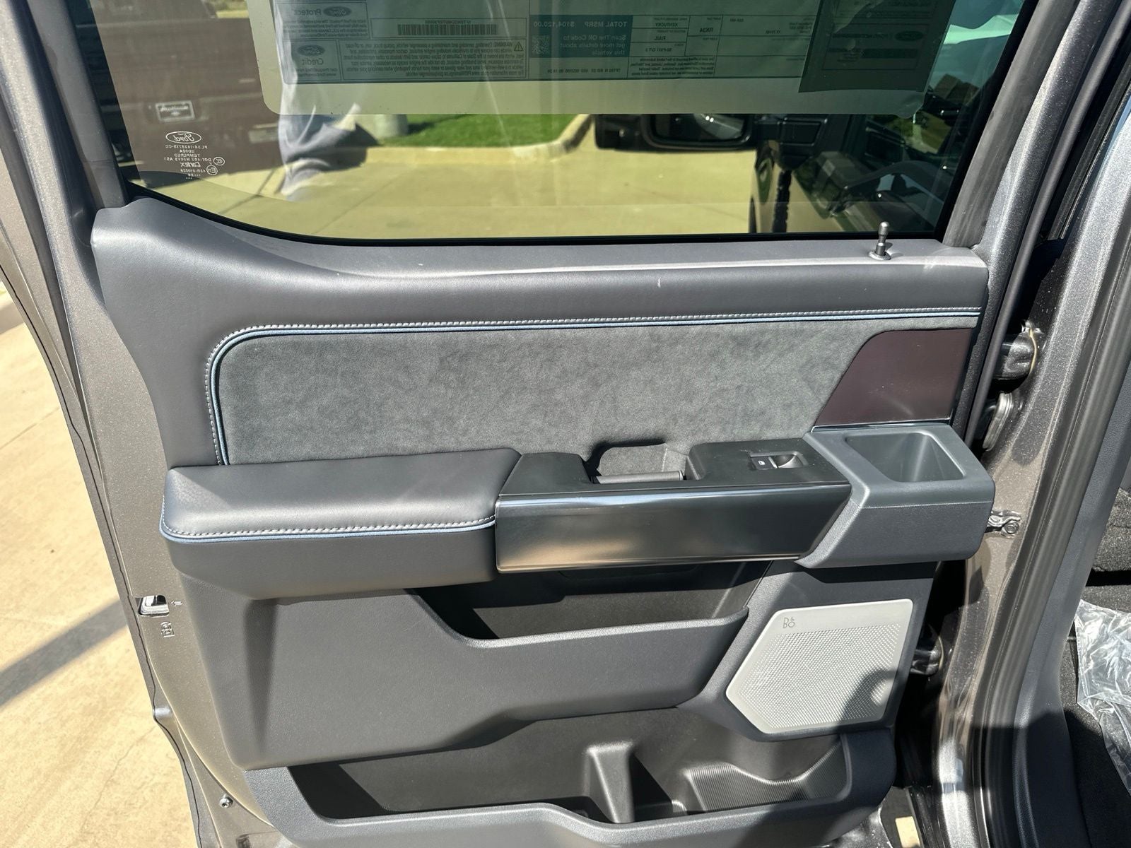 2026 Ford F-350SD Platinum DRW