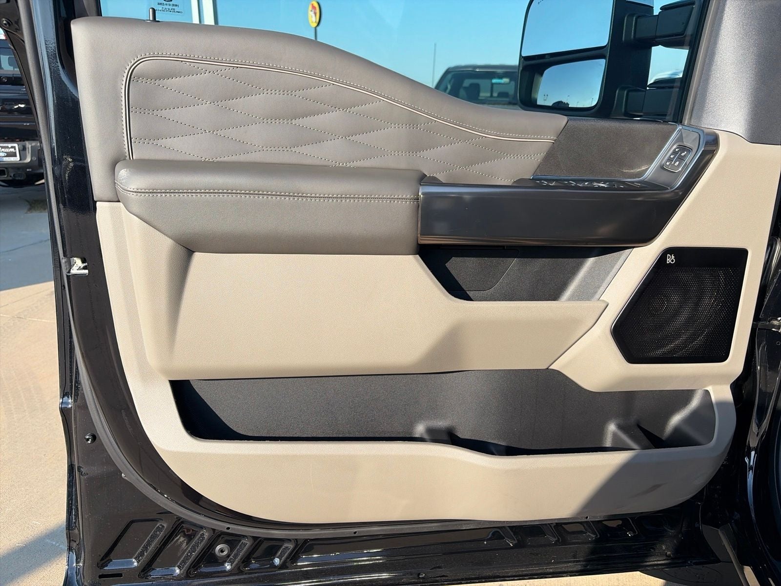 2026 Ford F-350SD Platinum DRW