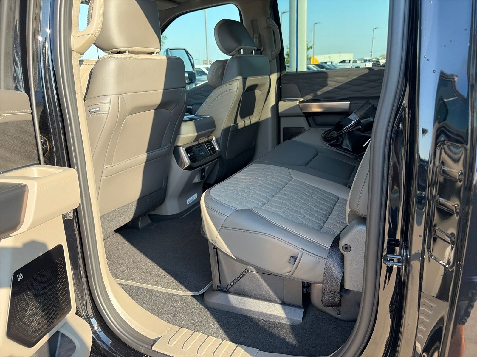 2026 Ford F-350SD Platinum DRW