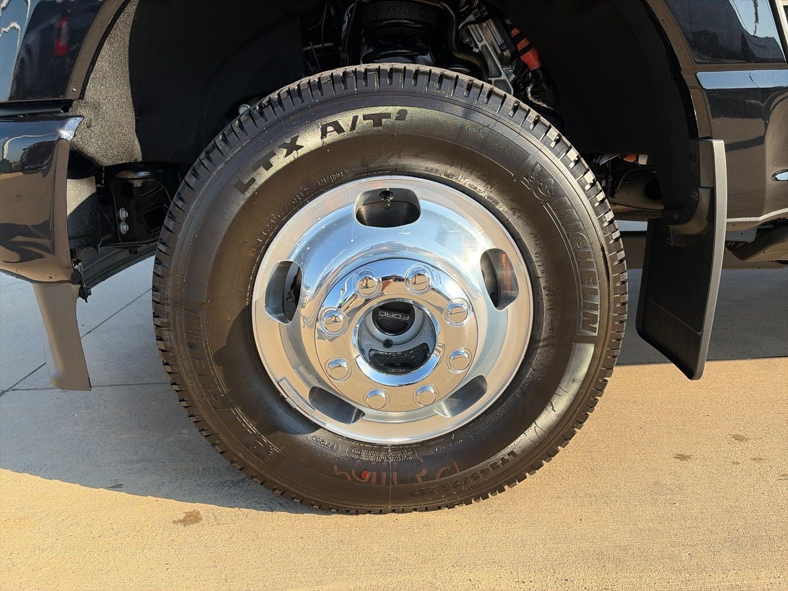 2026 Ford F-350SD Platinum DRW