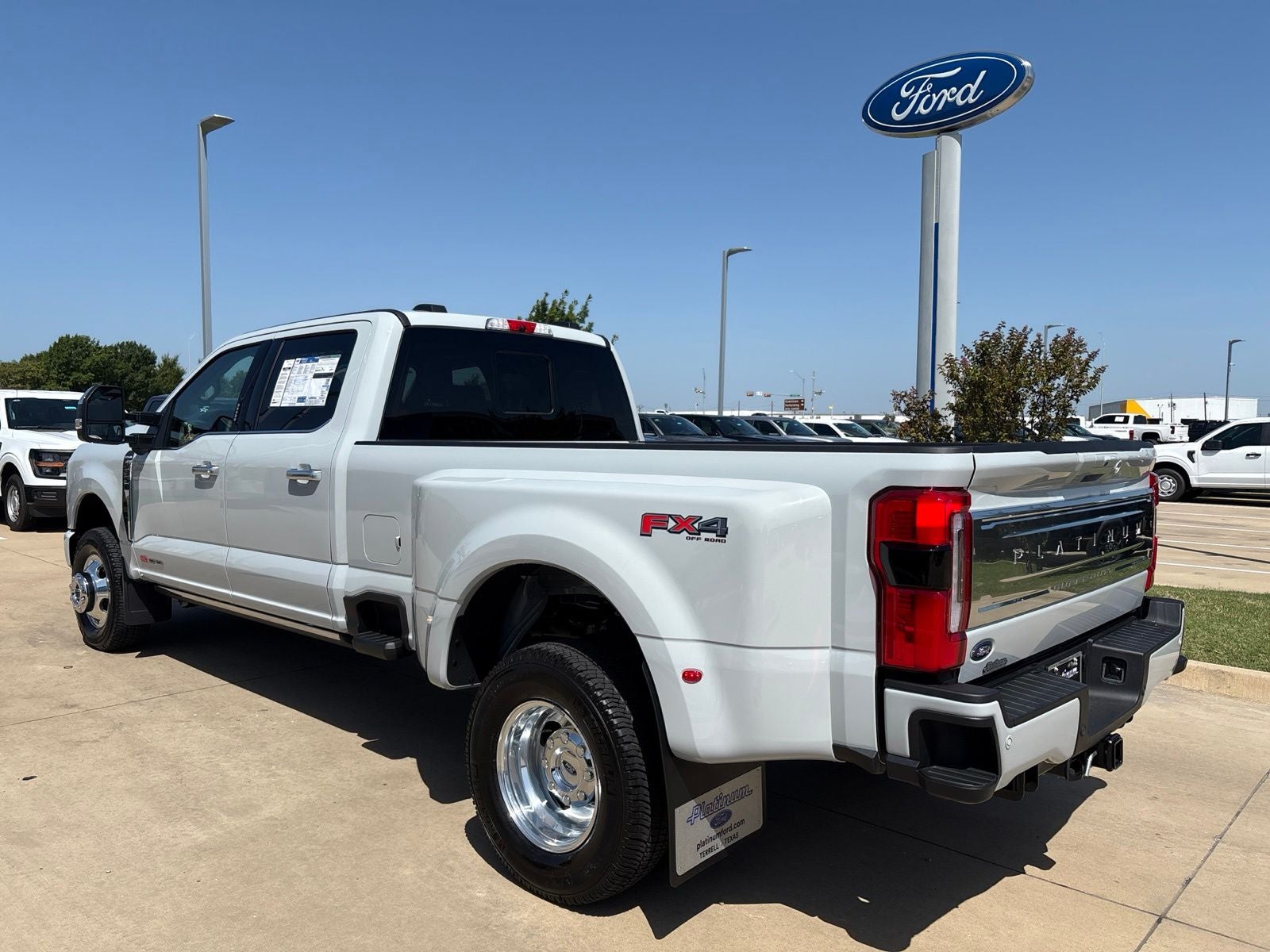 2026 Ford F-350SD Platinum DRW