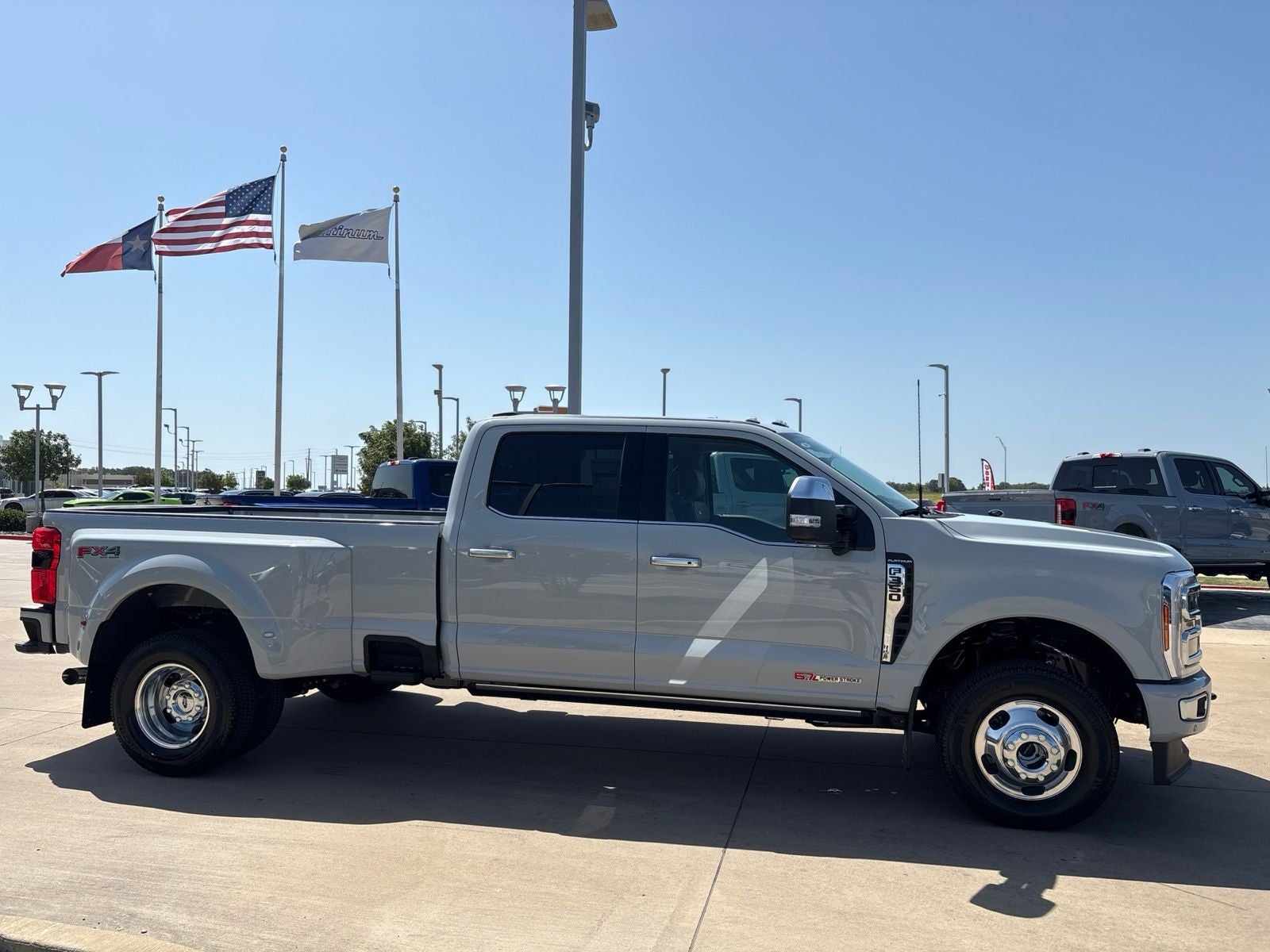 2026 Ford F-350SD Platinum DRW
