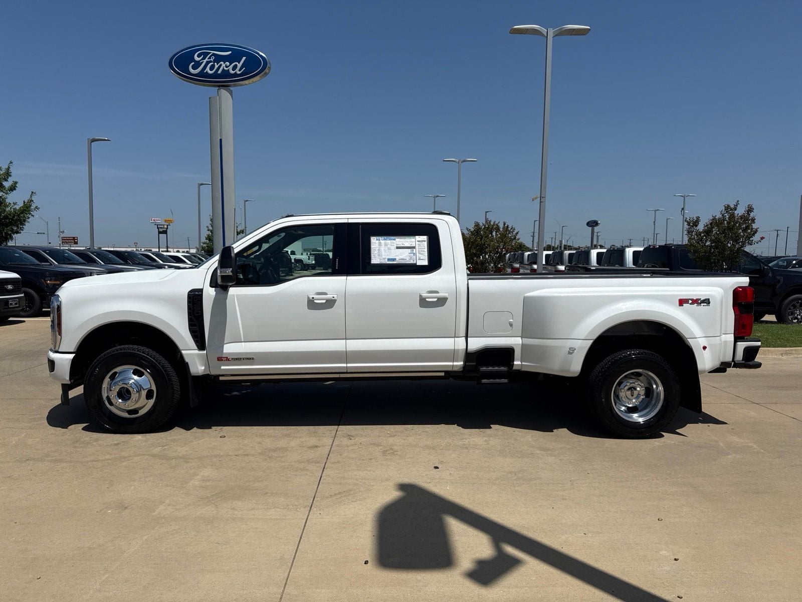 2026 Ford F-350SD Platinum DRW
