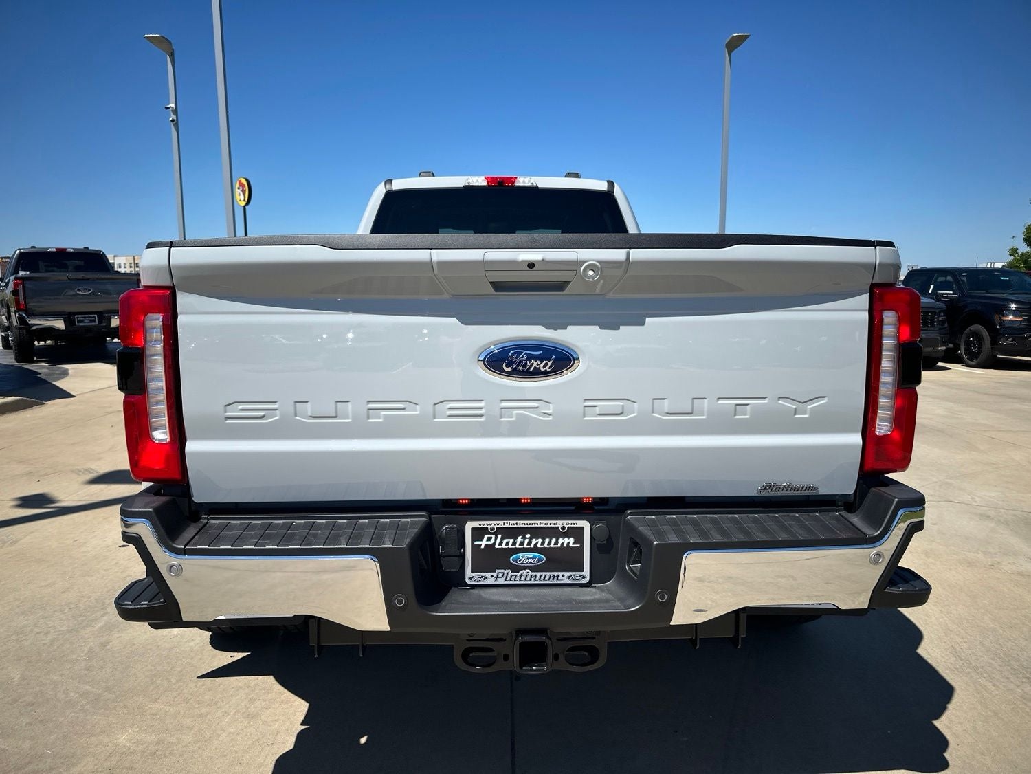 2026 Ford F-350SD Lariat DRW