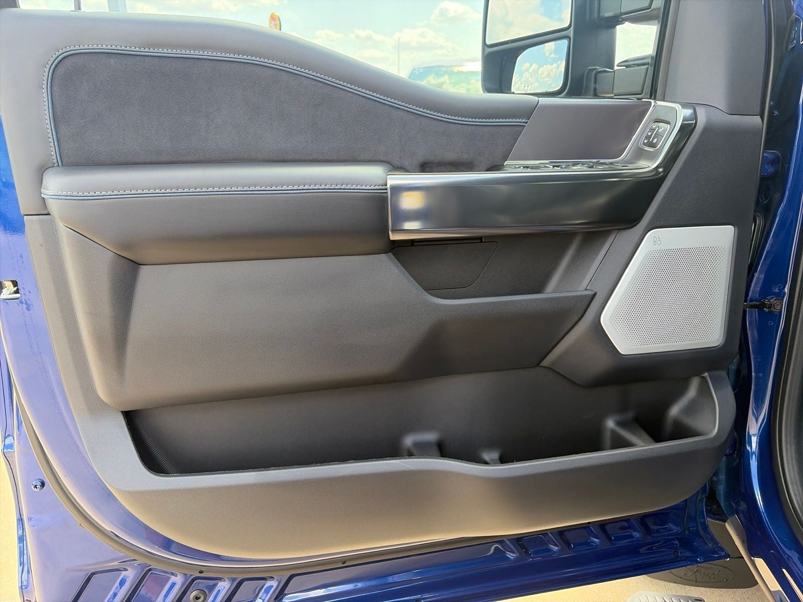 2026 Ford F-350SD Platinum DRW