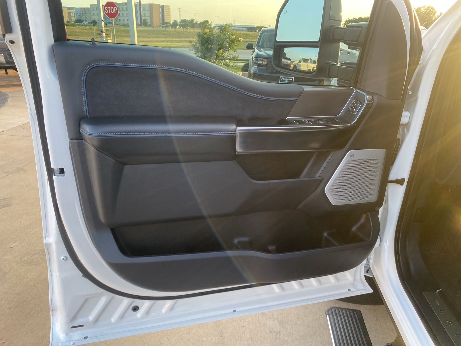 2026 Ford F-350SD Platinum DRW