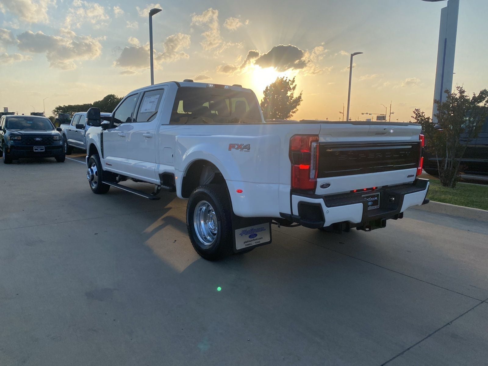 2026 Ford F-350SD Platinum DRW