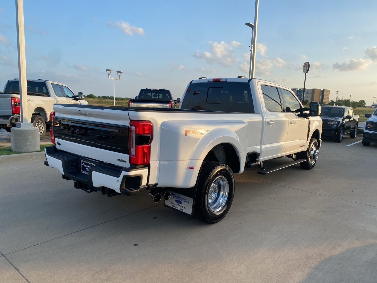 2026 Ford F-350SD Platinum DRW