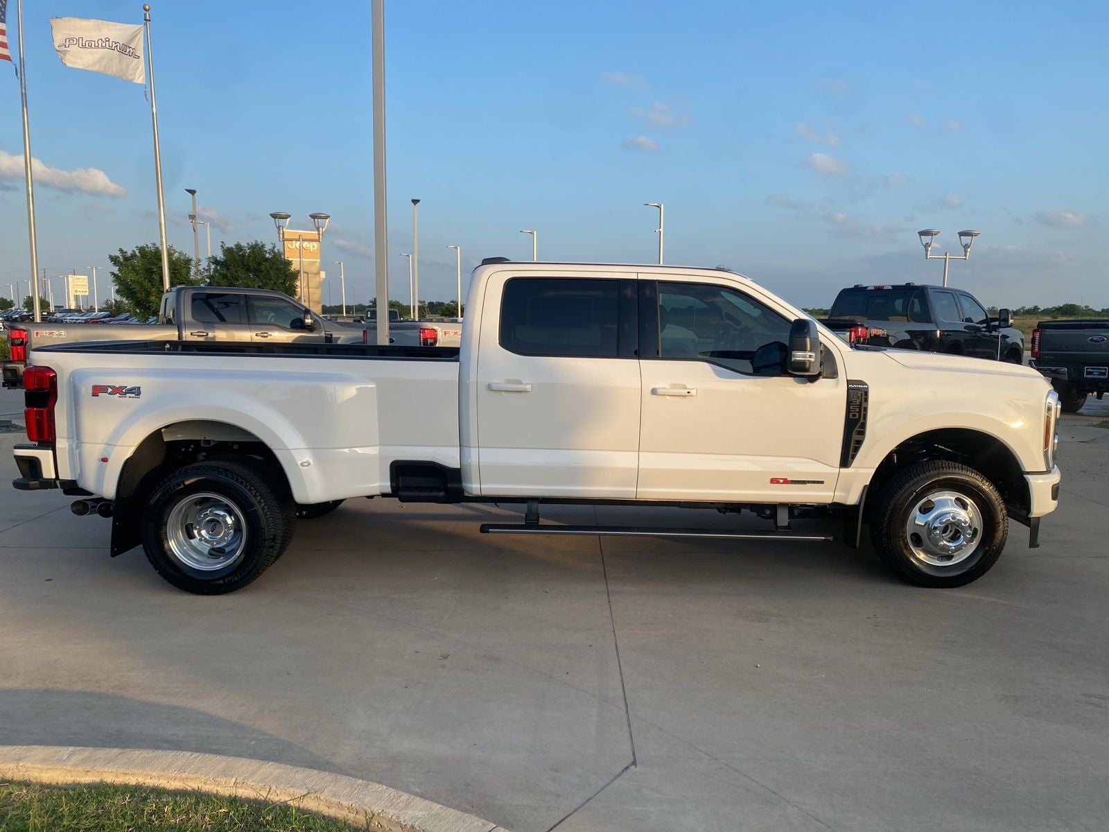 2026 Ford F-350SD Platinum DRW