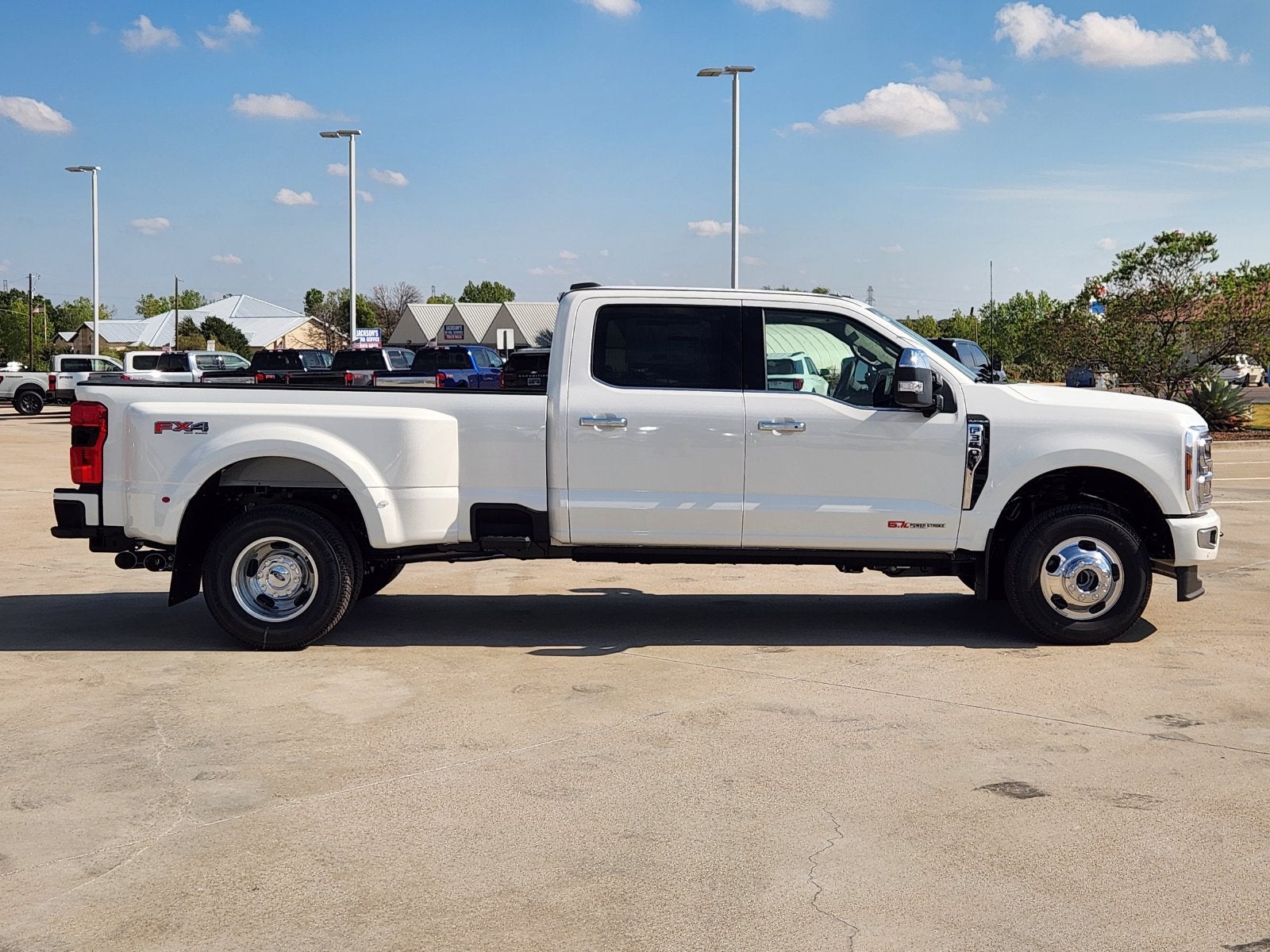 2027 Ford F-350SD Platinum DRW