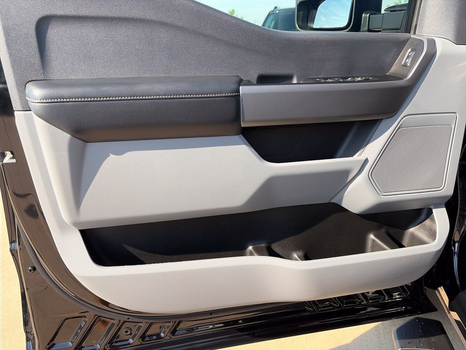 2027 Ford F-350SD XL DRW