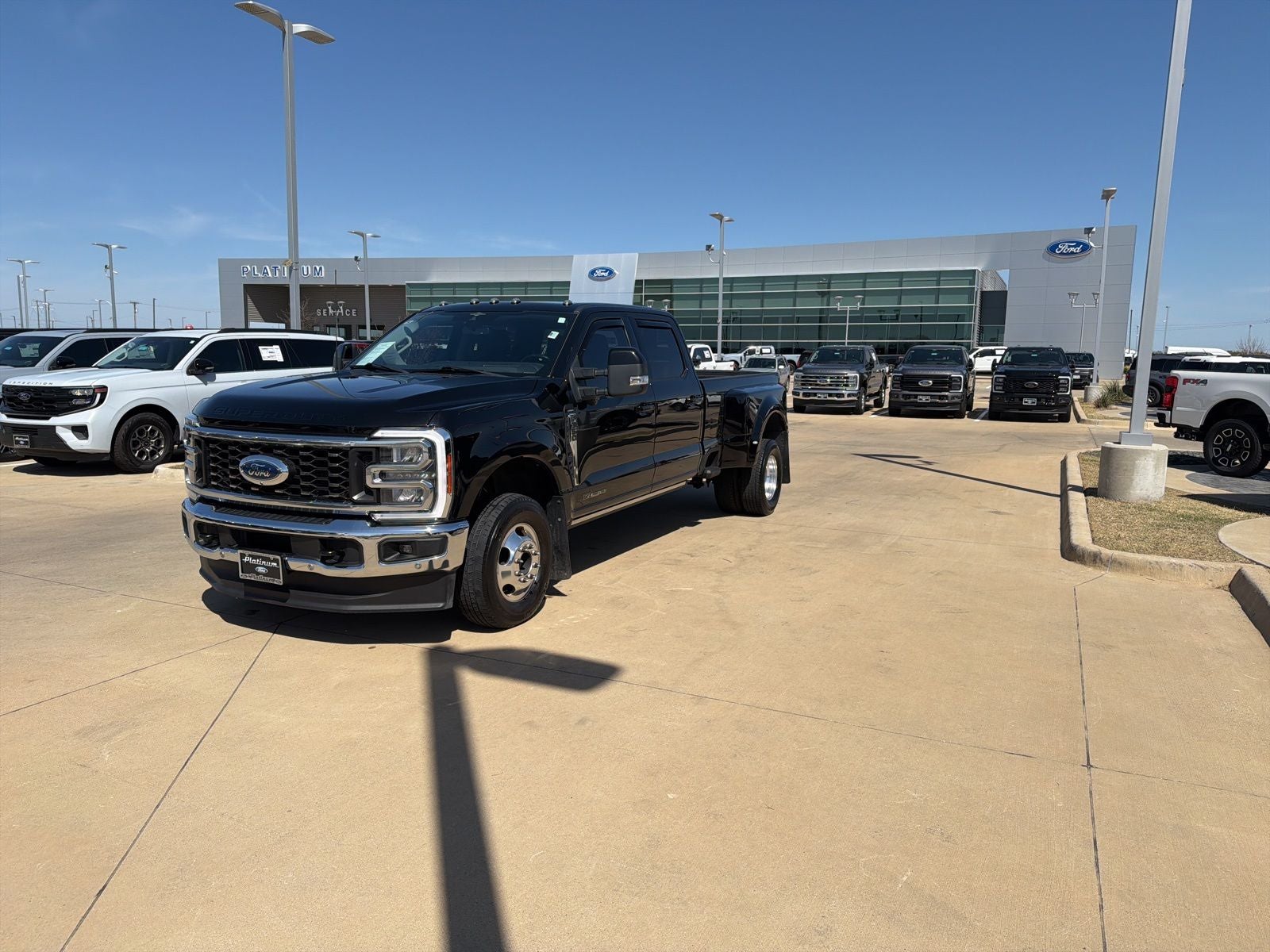 2023 Ford F-350SD Lariat DRW