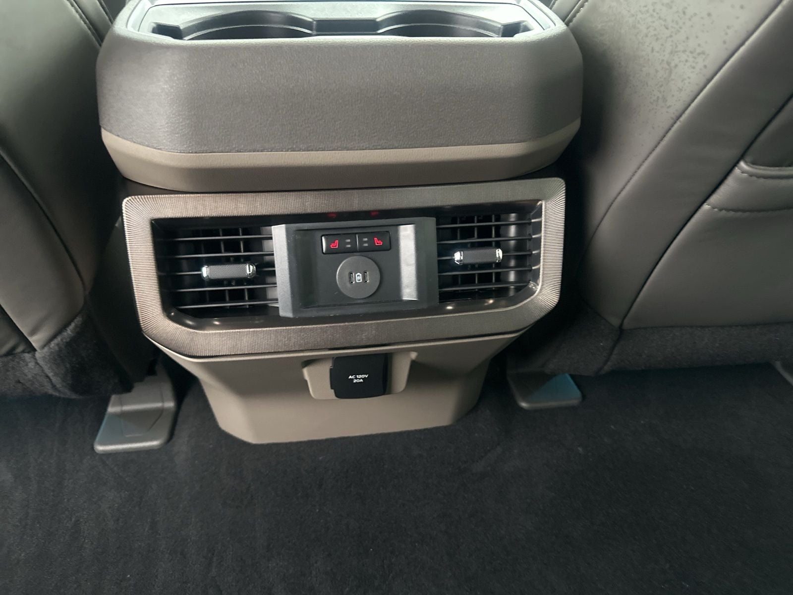 2026 Ford F-450SD Platinum DRW