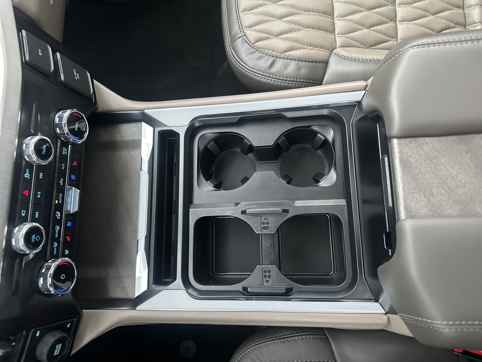 2026 Ford F-450SD Platinum DRW