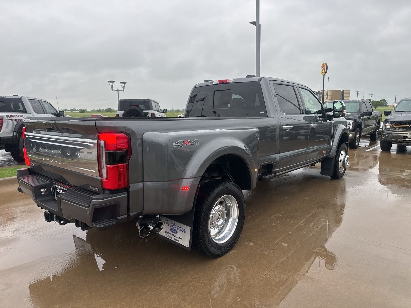 2026 Ford F-450SD Platinum DRW