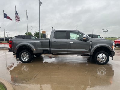 2026 Ford F-450SD Platinum DRW