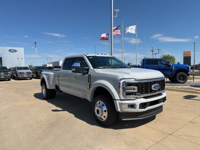 2026 Ford F-450SD Platinum DRW