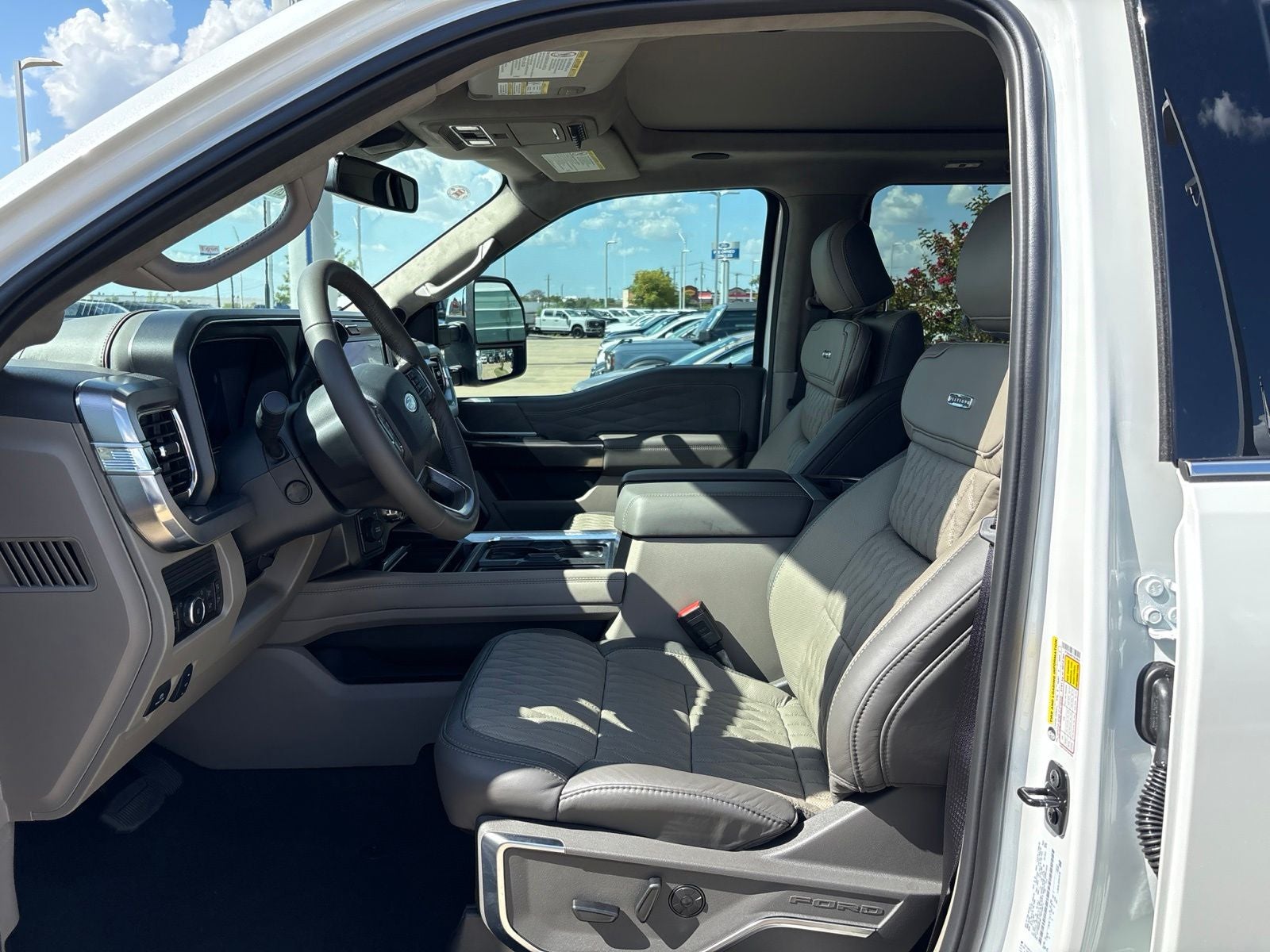 2026 Ford F-450SD Platinum DRW