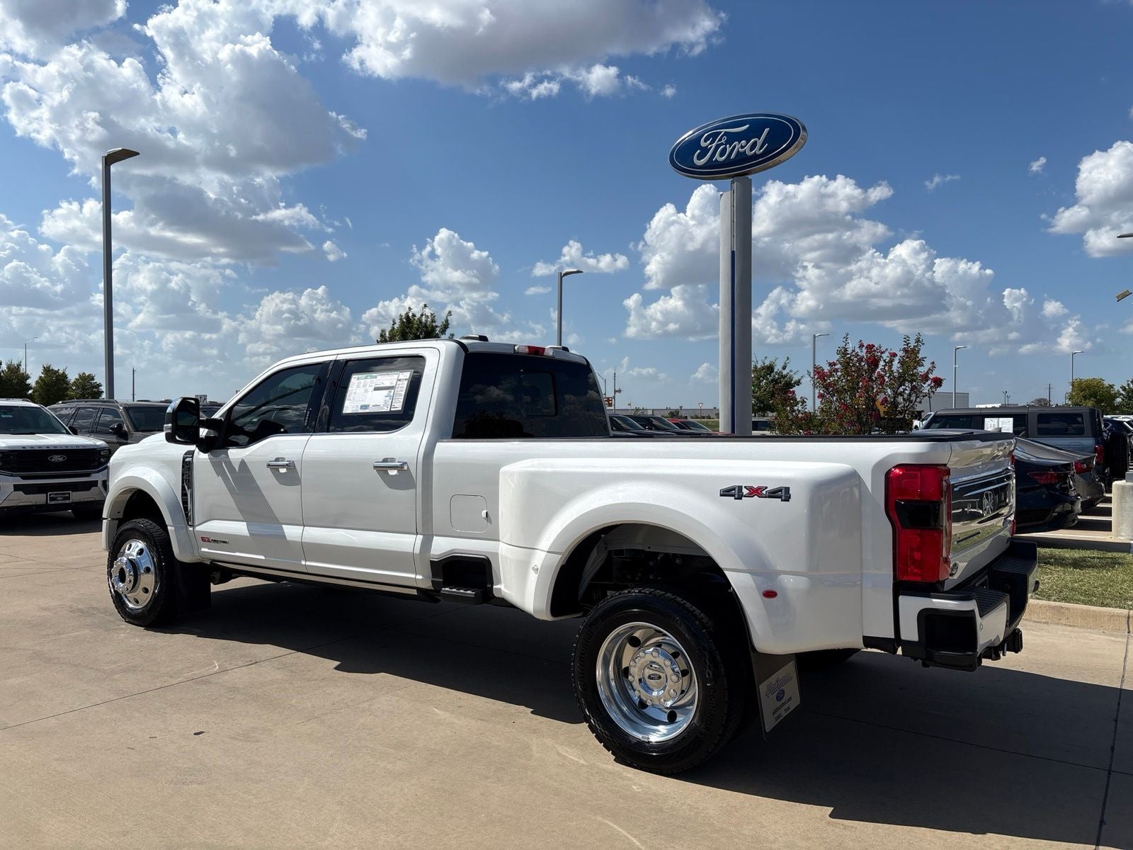2026 Ford F-450SD Platinum DRW