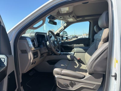 2026 Ford F-450SD Platinum DRW