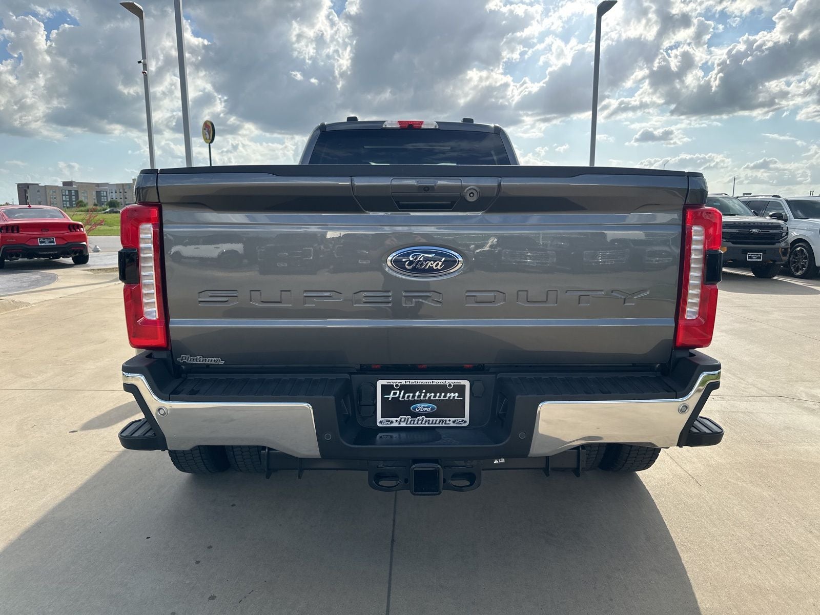2026 Ford F-450SD Lariat DRW