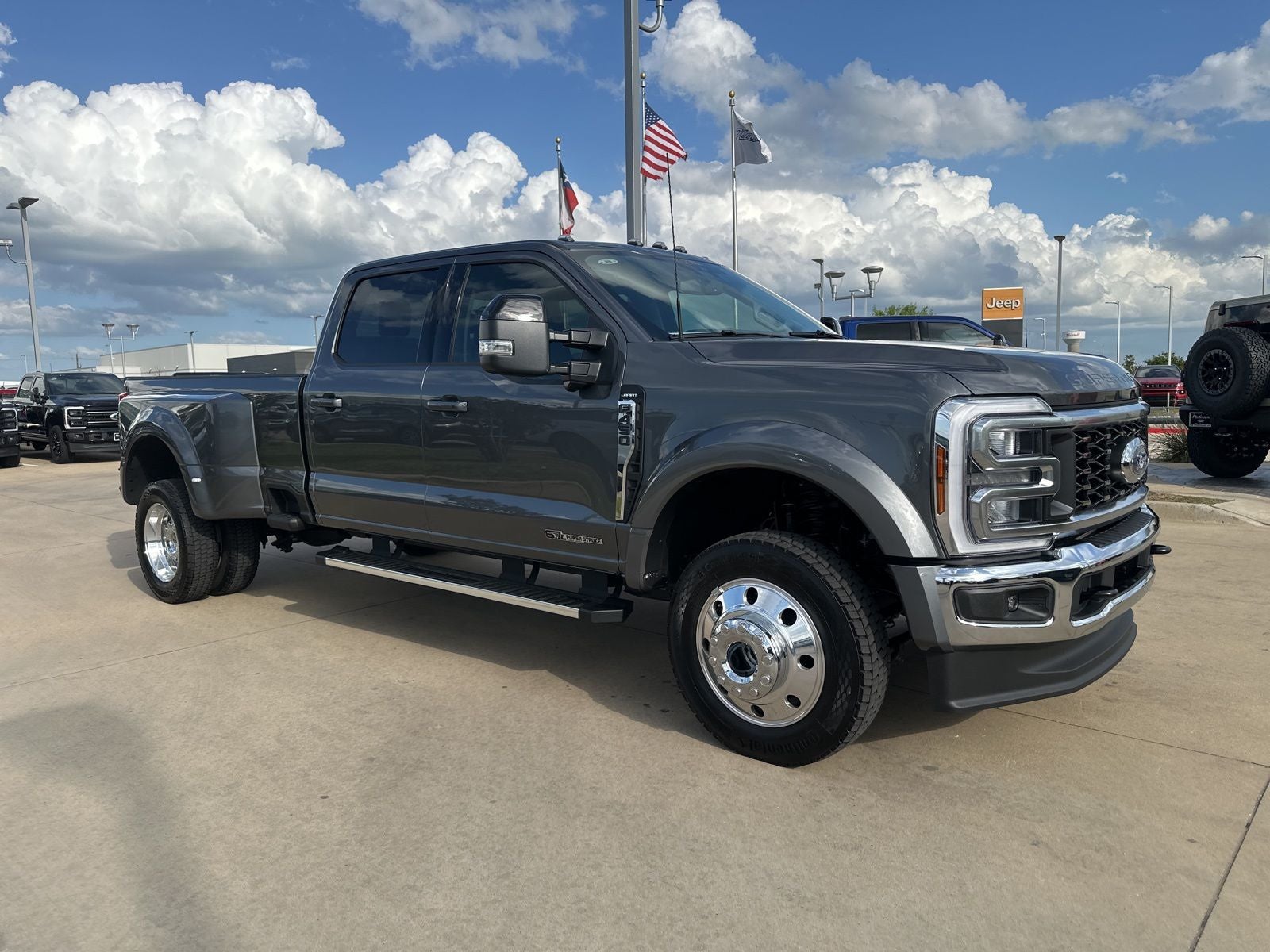 2026 Ford F-450SD Lariat DRW