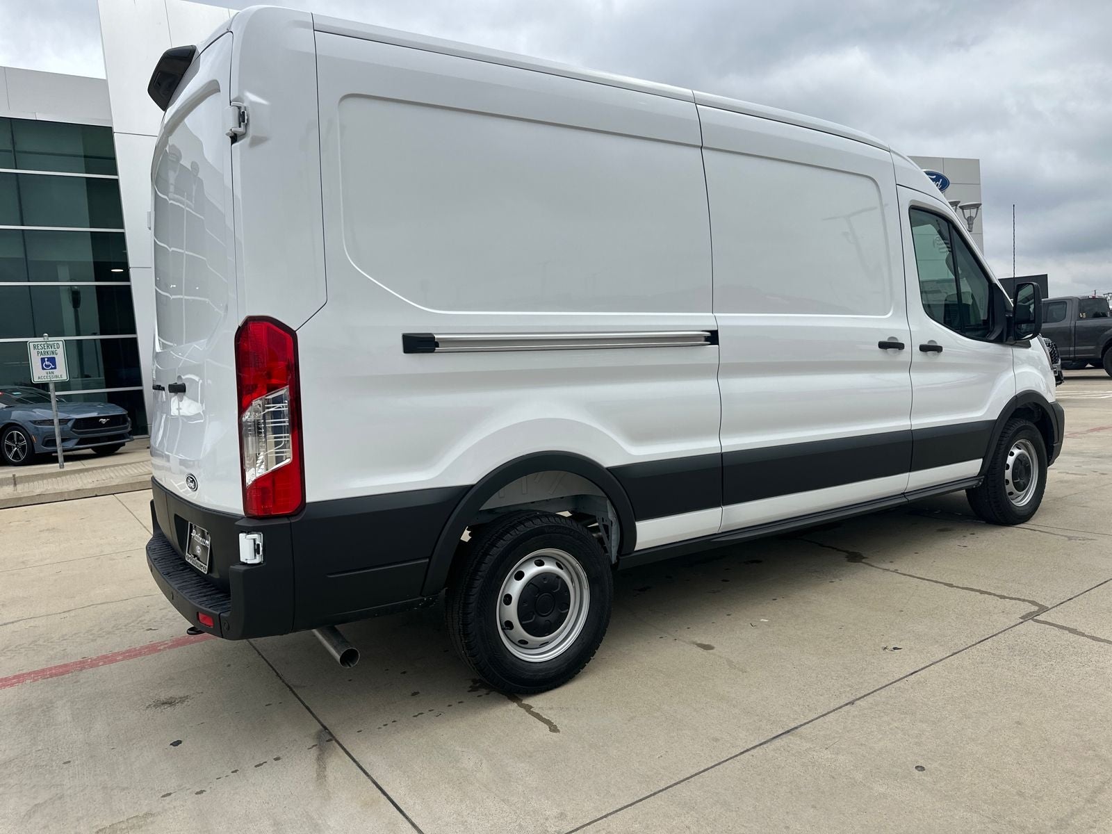 2026 Ford Transit-250 Base
