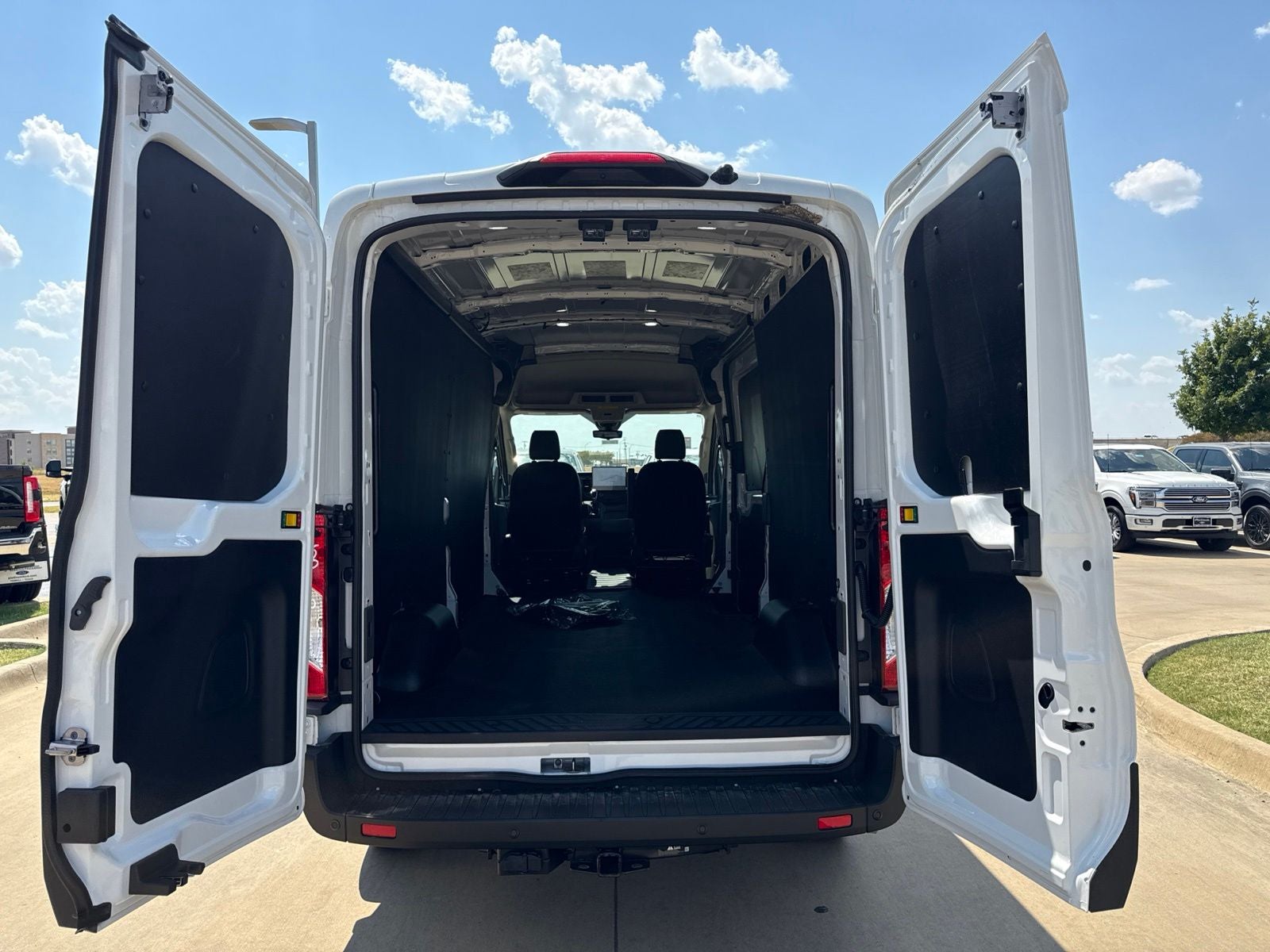 2026 Ford Transit-250 Base