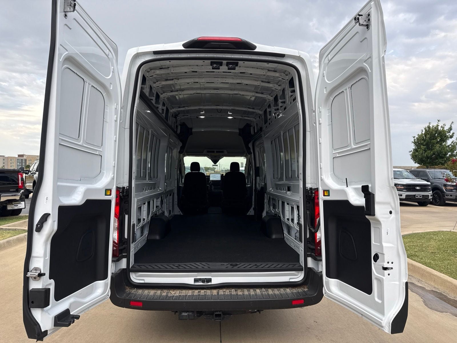 2026 Ford Transit-350 Base