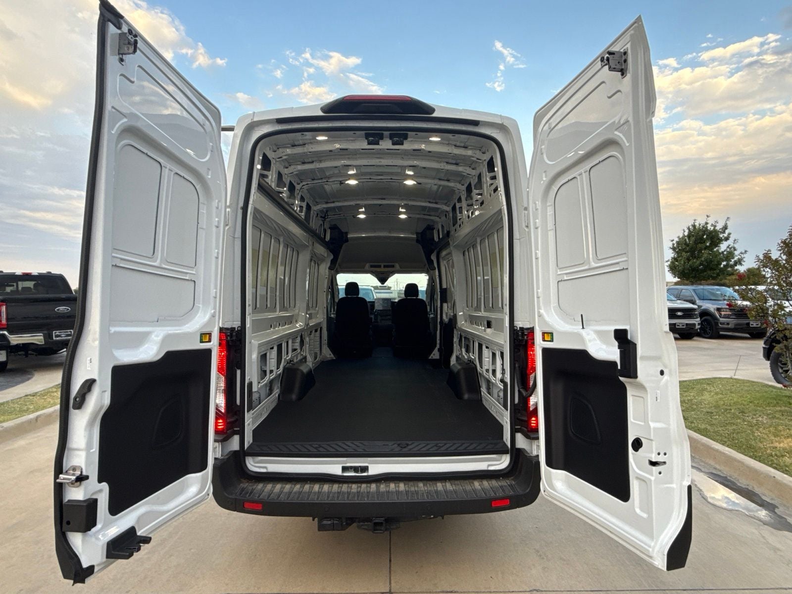 2026 Ford Transit-350 Base