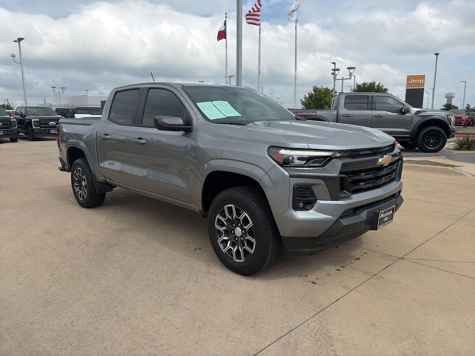 2024 Chevrolet Colorado LT