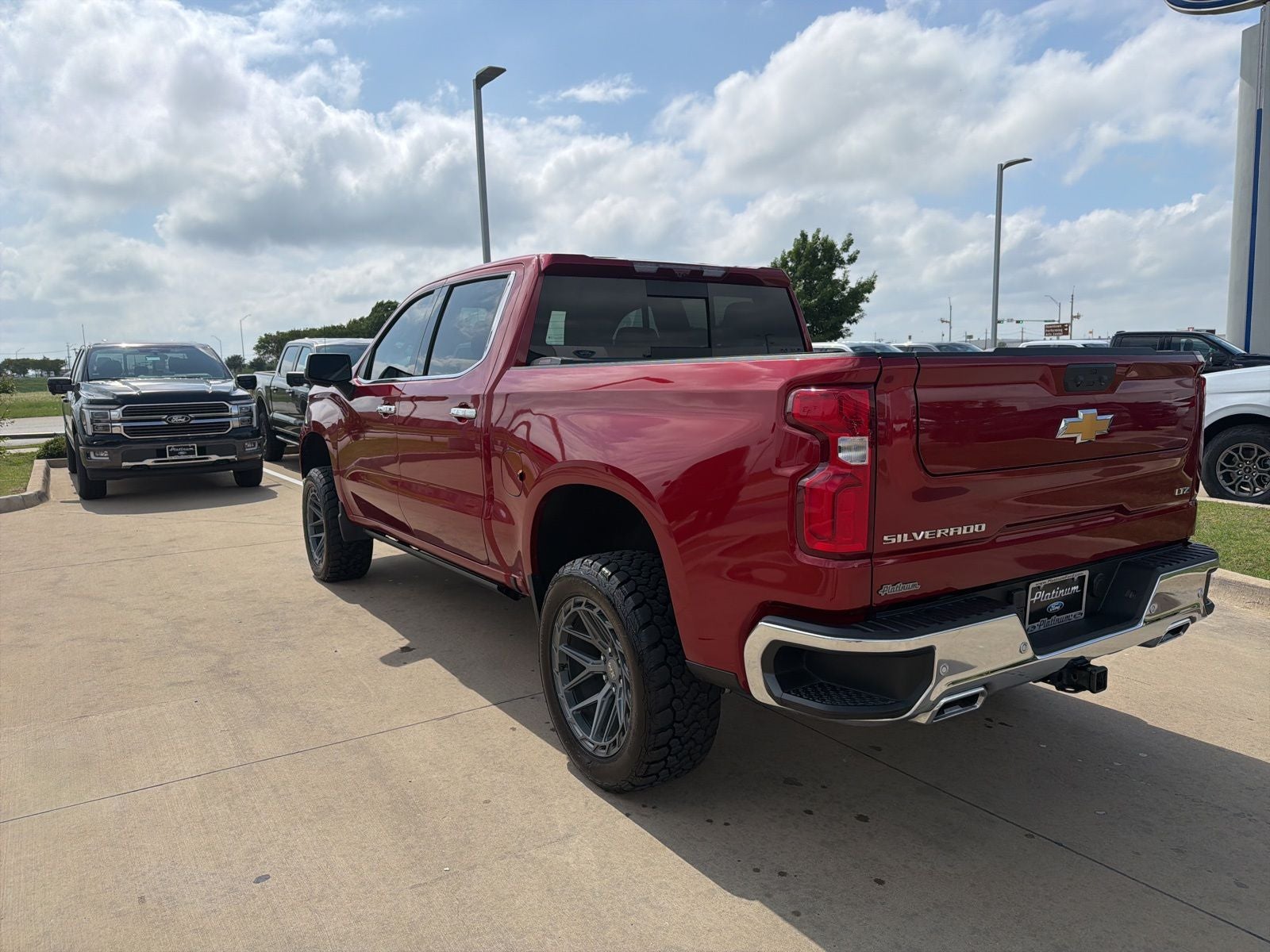 2024 Chevrolet Silverado 1500 LTZ
