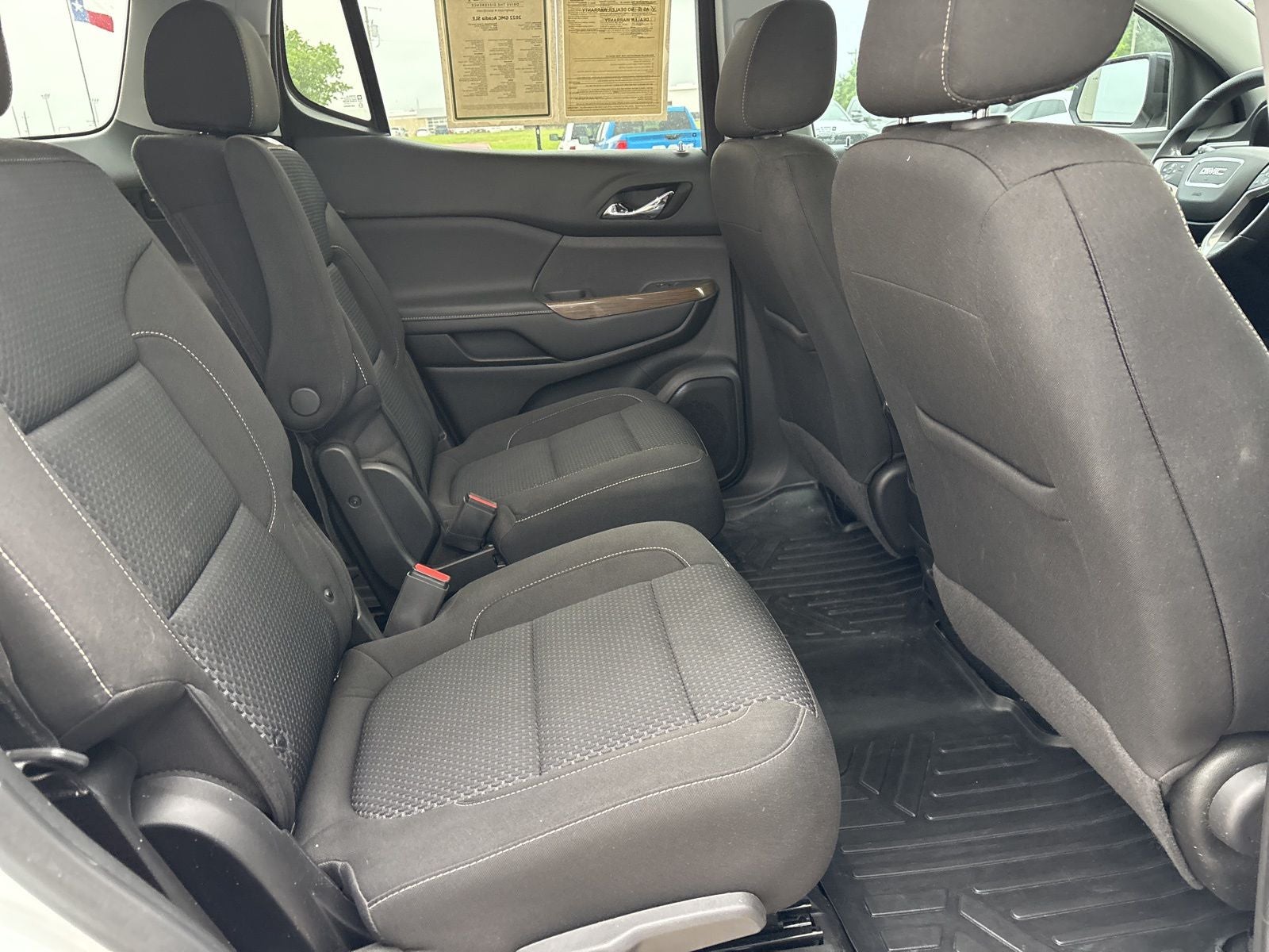 2022 GMC Acadia SLE