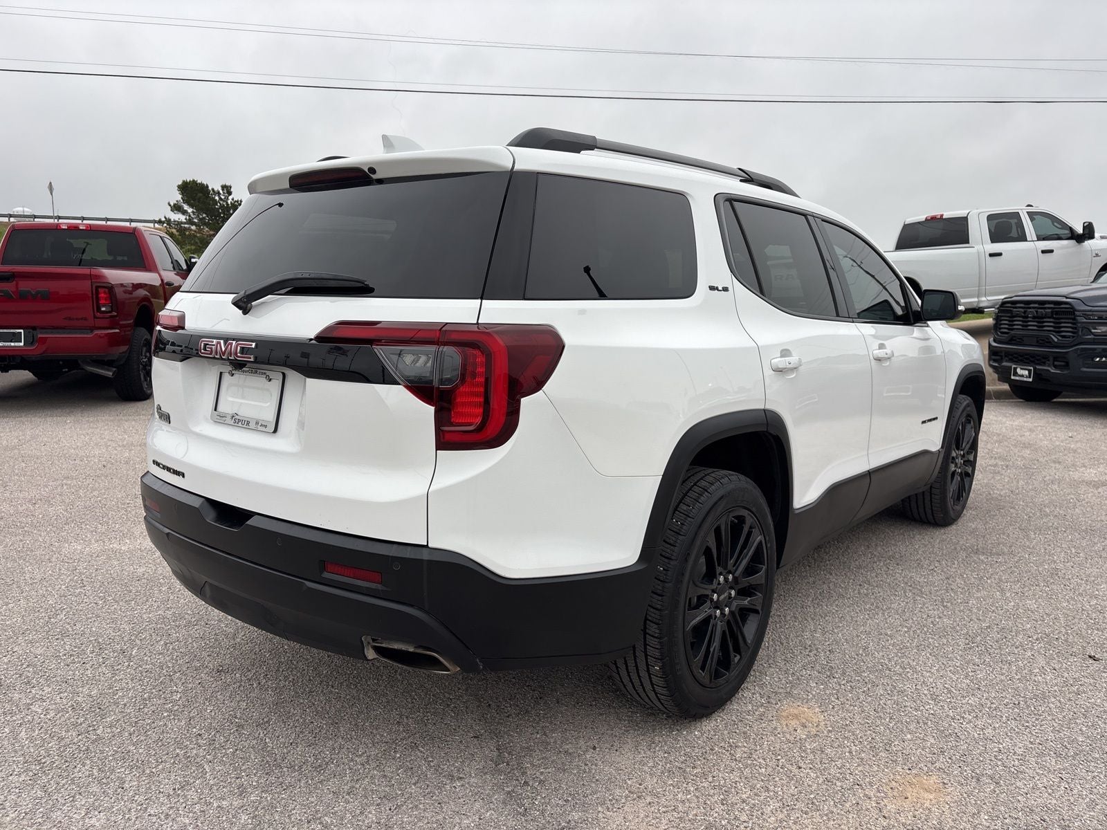 2022 GMC Acadia SLE
