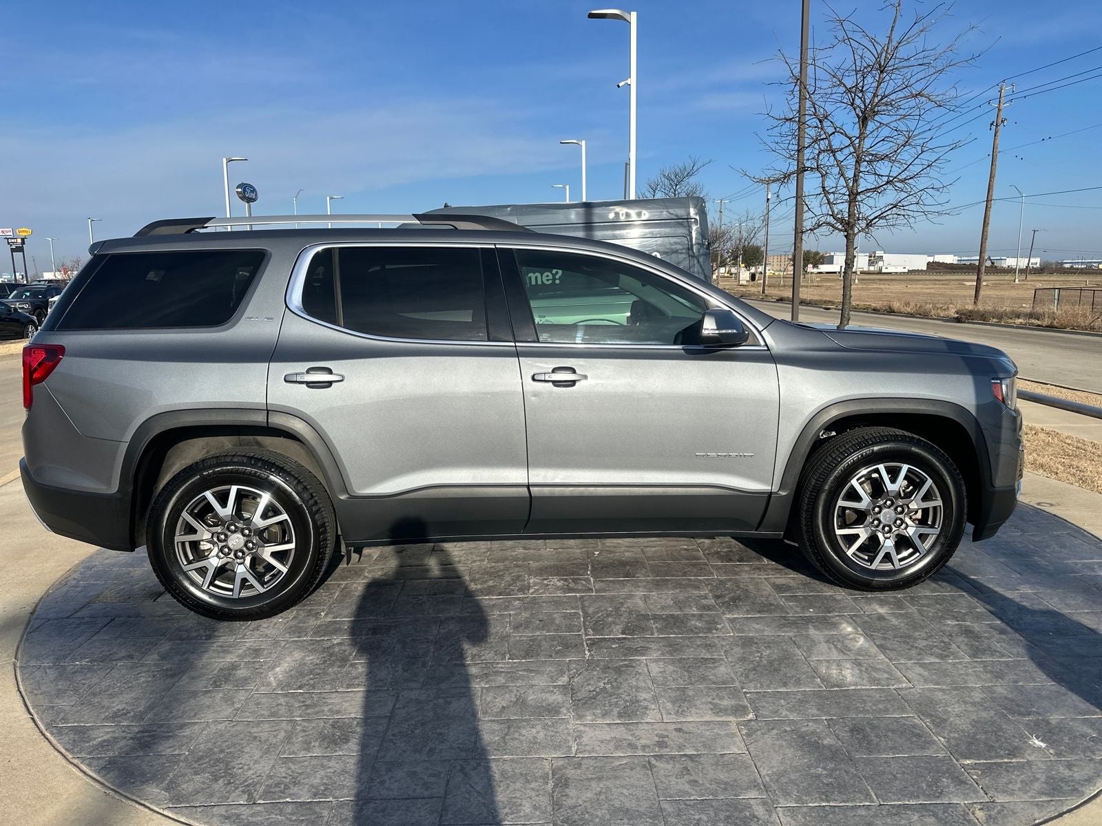 2020 GMC Acadia SLE