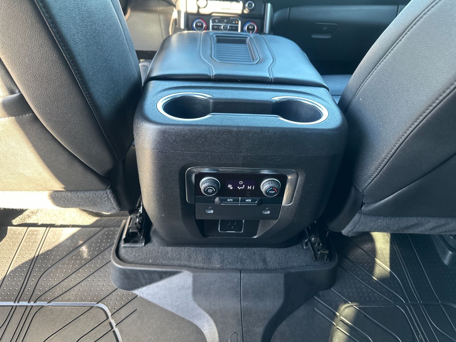 2024 Chevrolet Suburban Z71