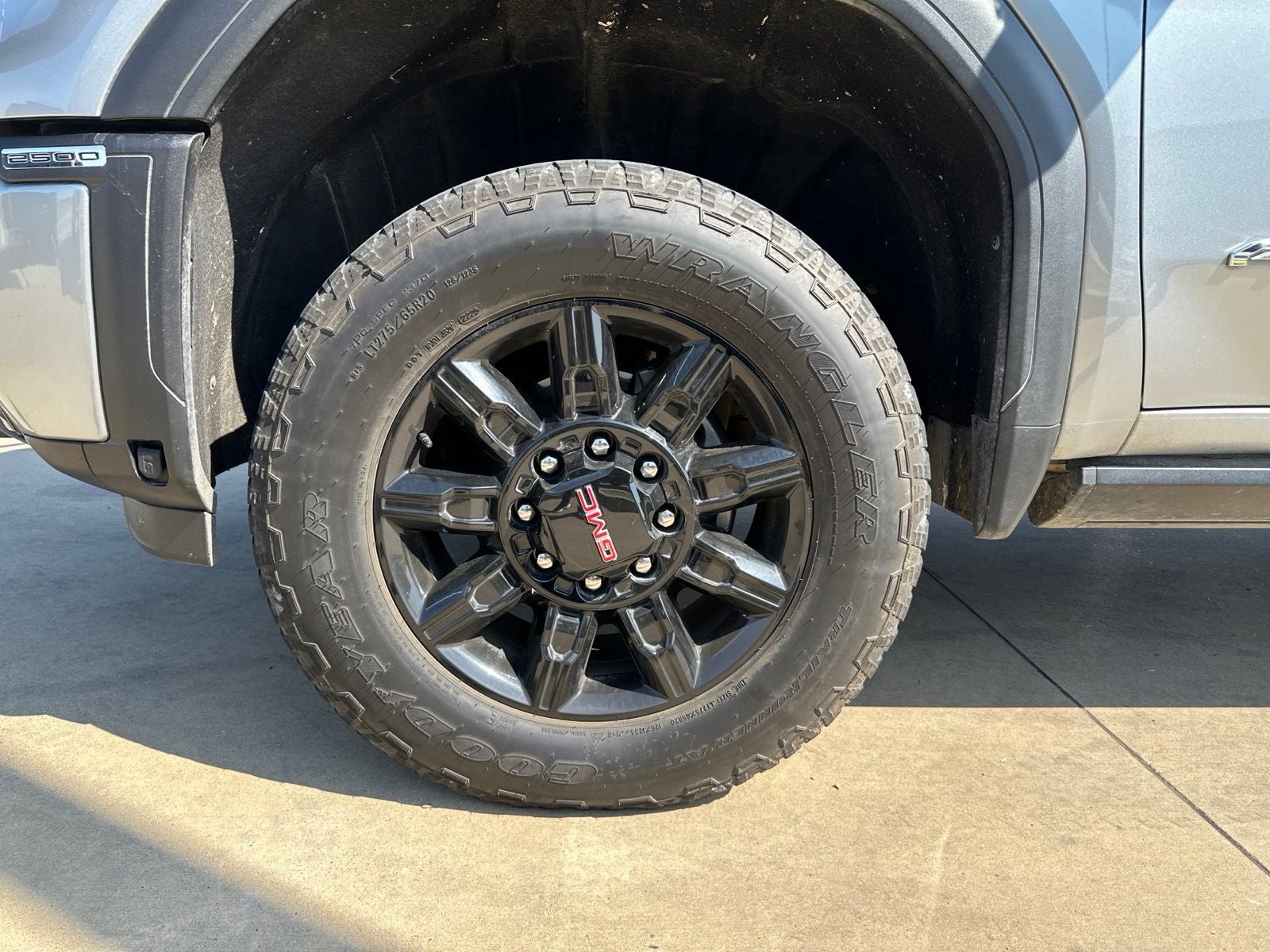 2025 GMC Sierra 2500HD AT4