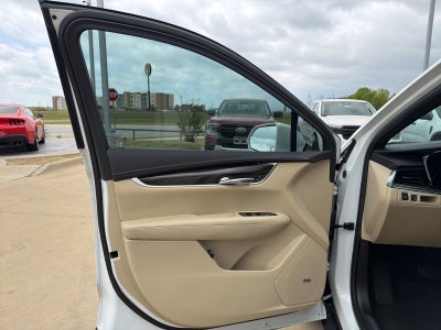 2019 Cadillac XT5 Base