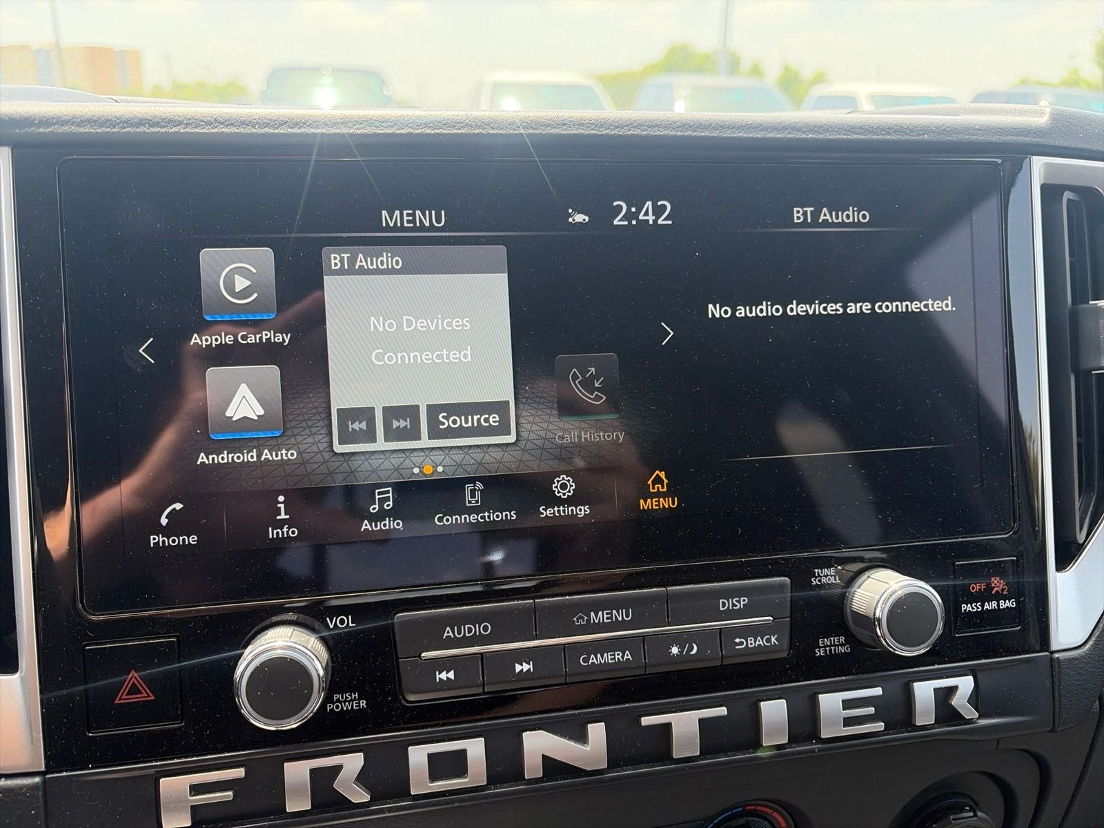 2025 Nissan Frontier SV