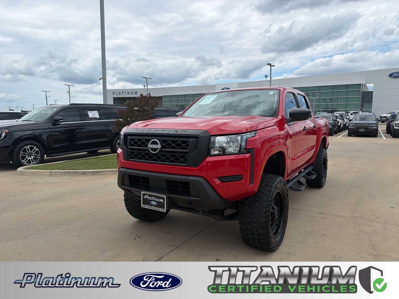 2023 Nissan Frontier S Crew Cab 4x4's photo