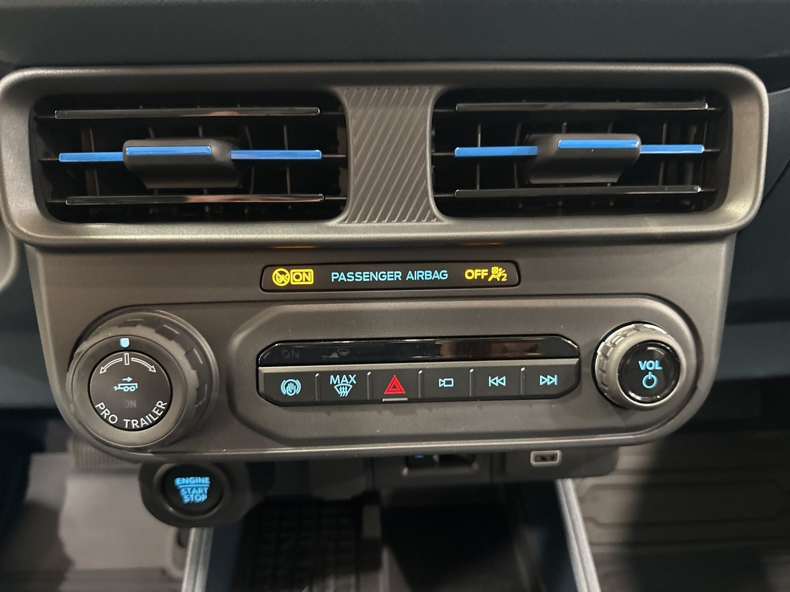 2025 Ford Maverick LOBO