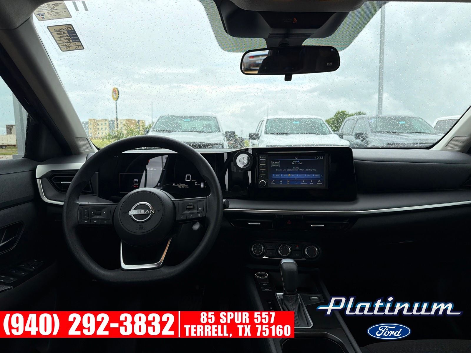 2025 Nissan Kicks S