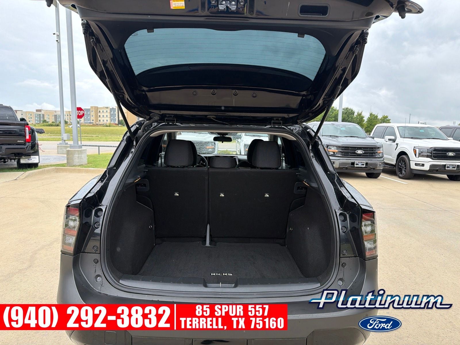 2025 Nissan Kicks S