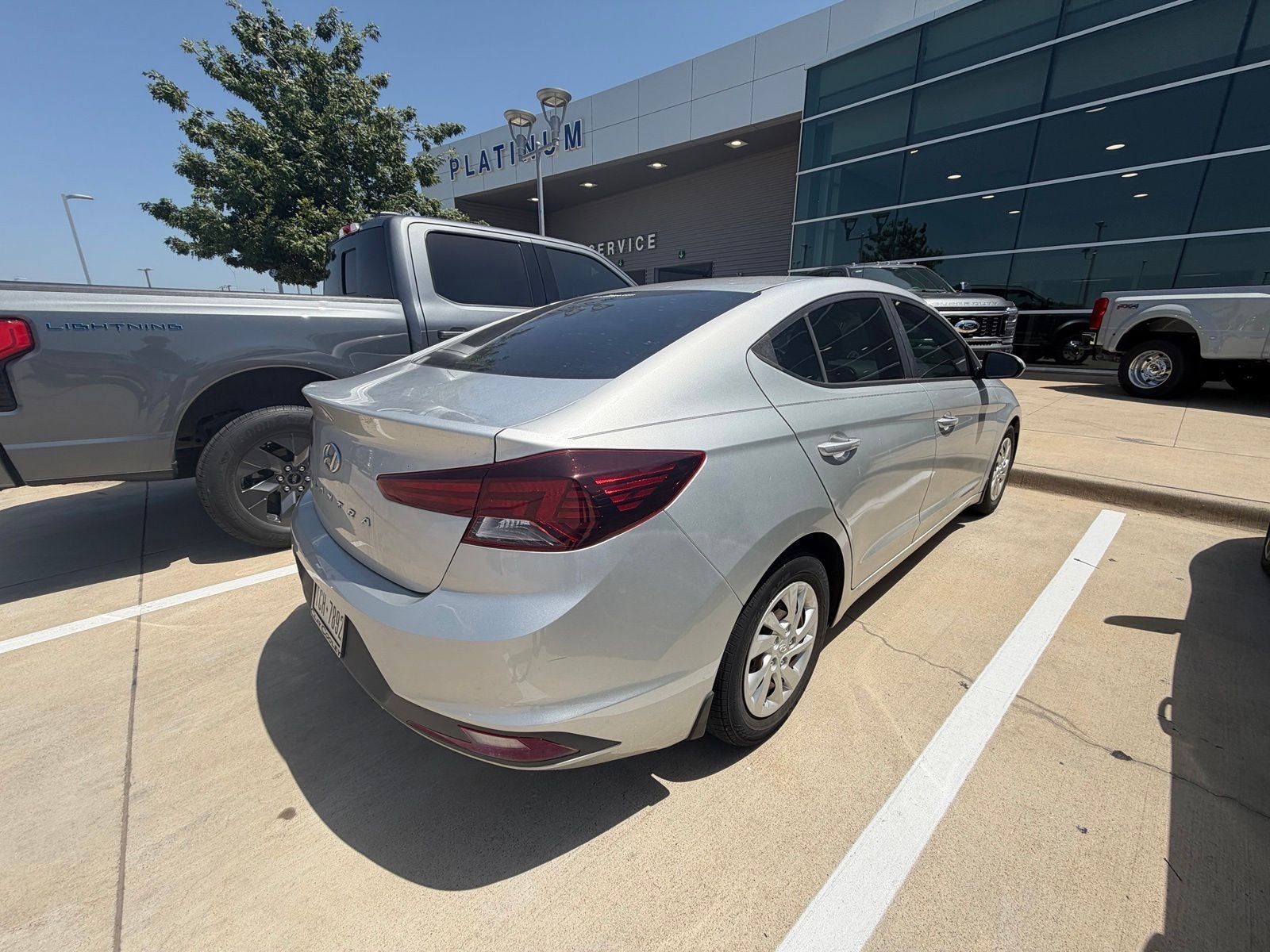 2020 Hyundai Elantra SE