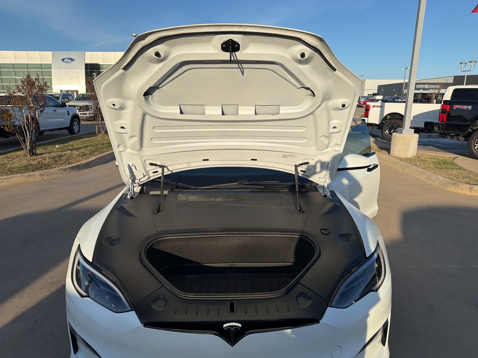 2023 Tesla Model S Base